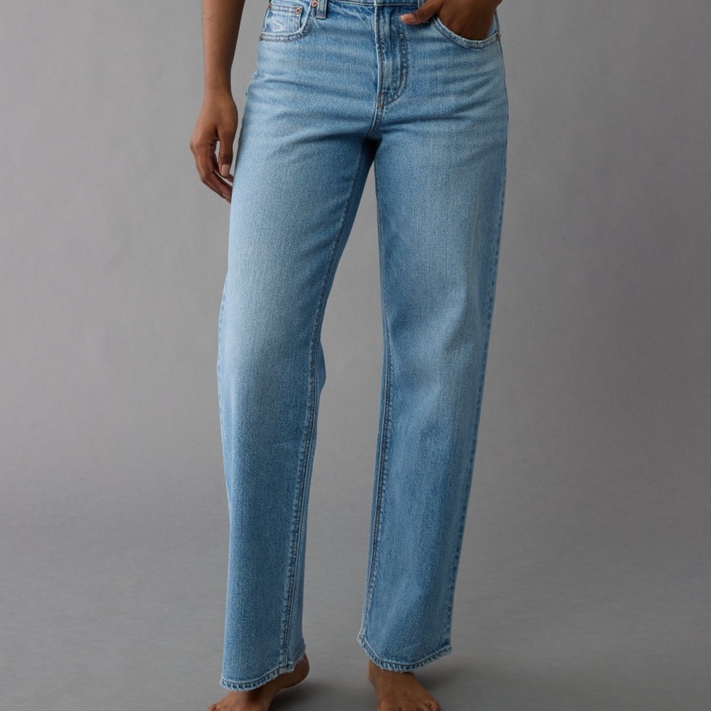 American Eagle Outfitters Women's Classic Blue Straight Leg Jeans